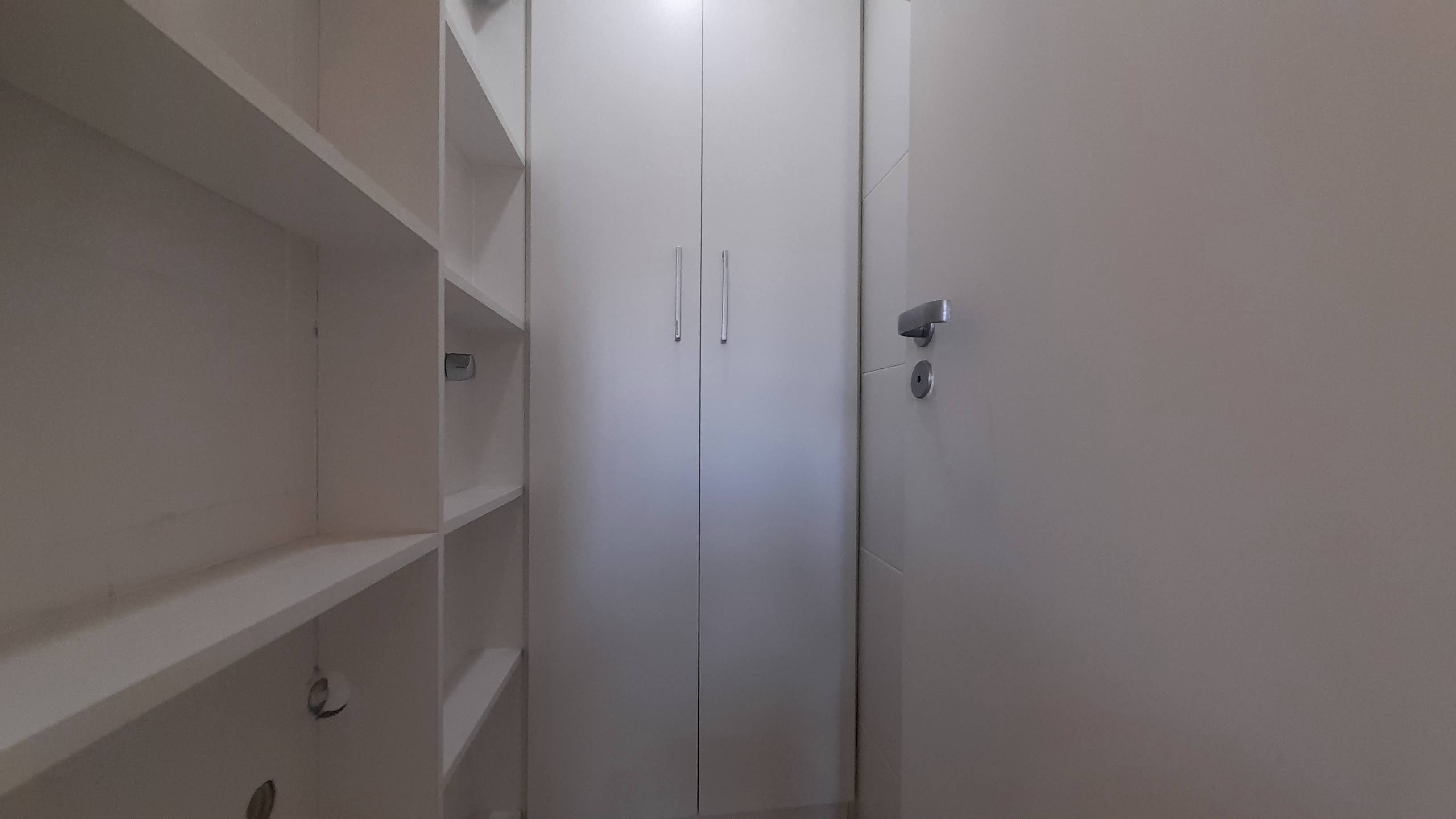 Apartamento a venda  Tijuca colado metrô.